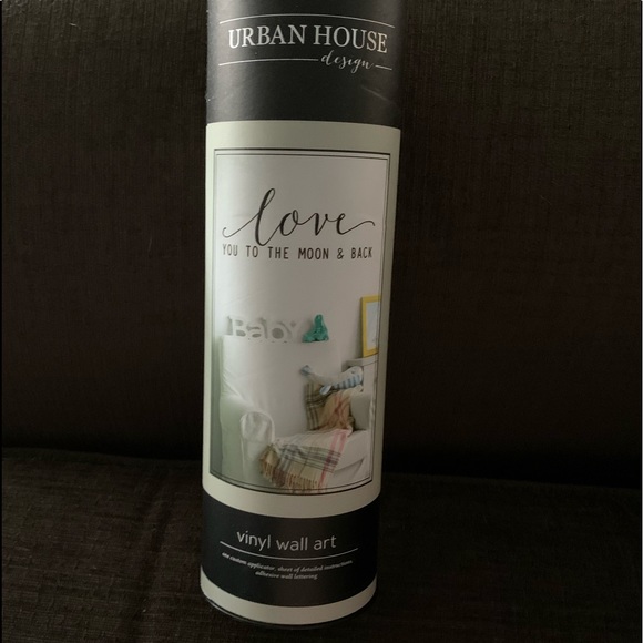 Vinyl wall art “love you to the moon and back” NEW - Picture 1 of 1